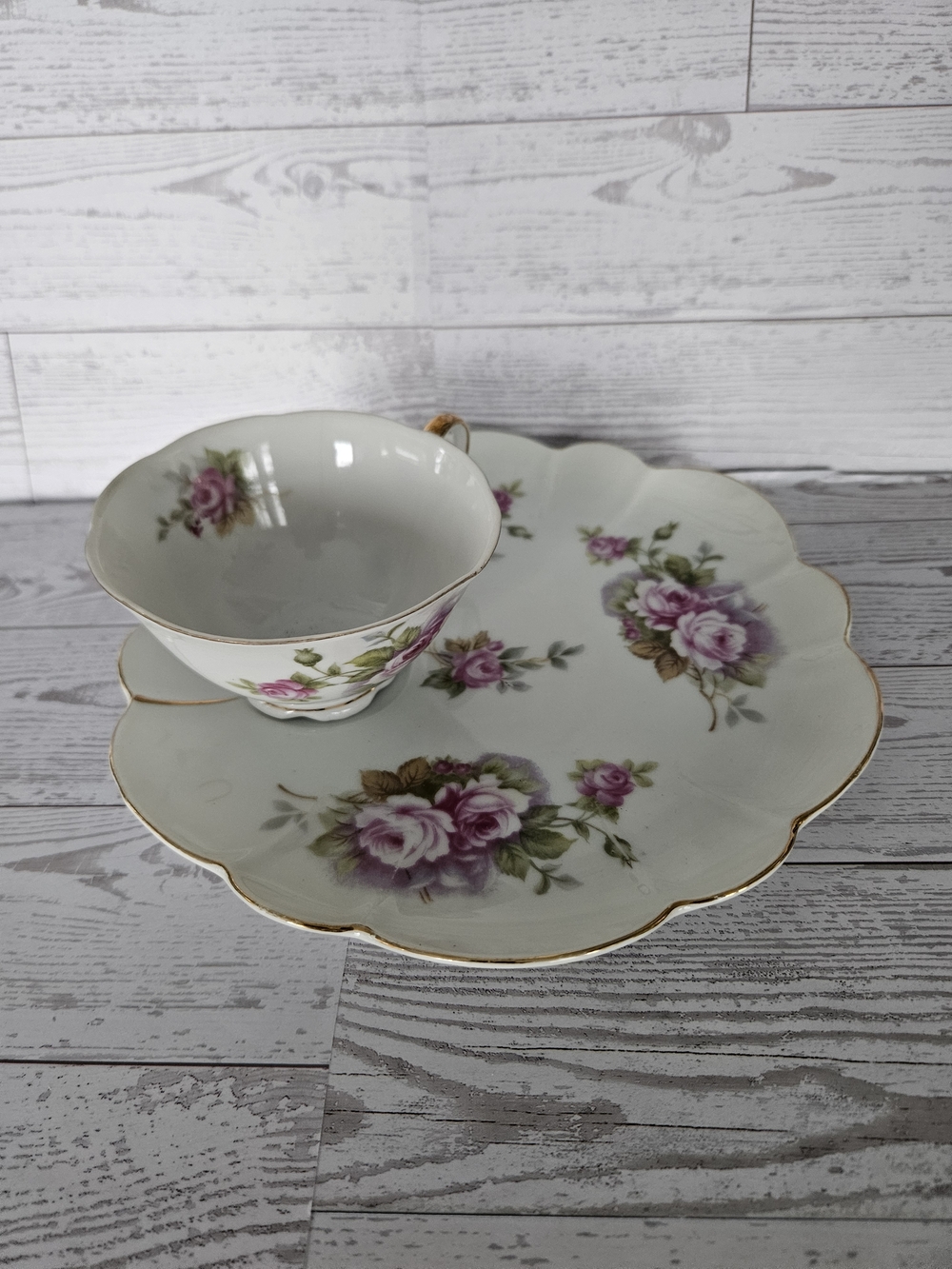 Porcelain Teacup and Scalloped Snack Saucer Set with Pink Rose Motif